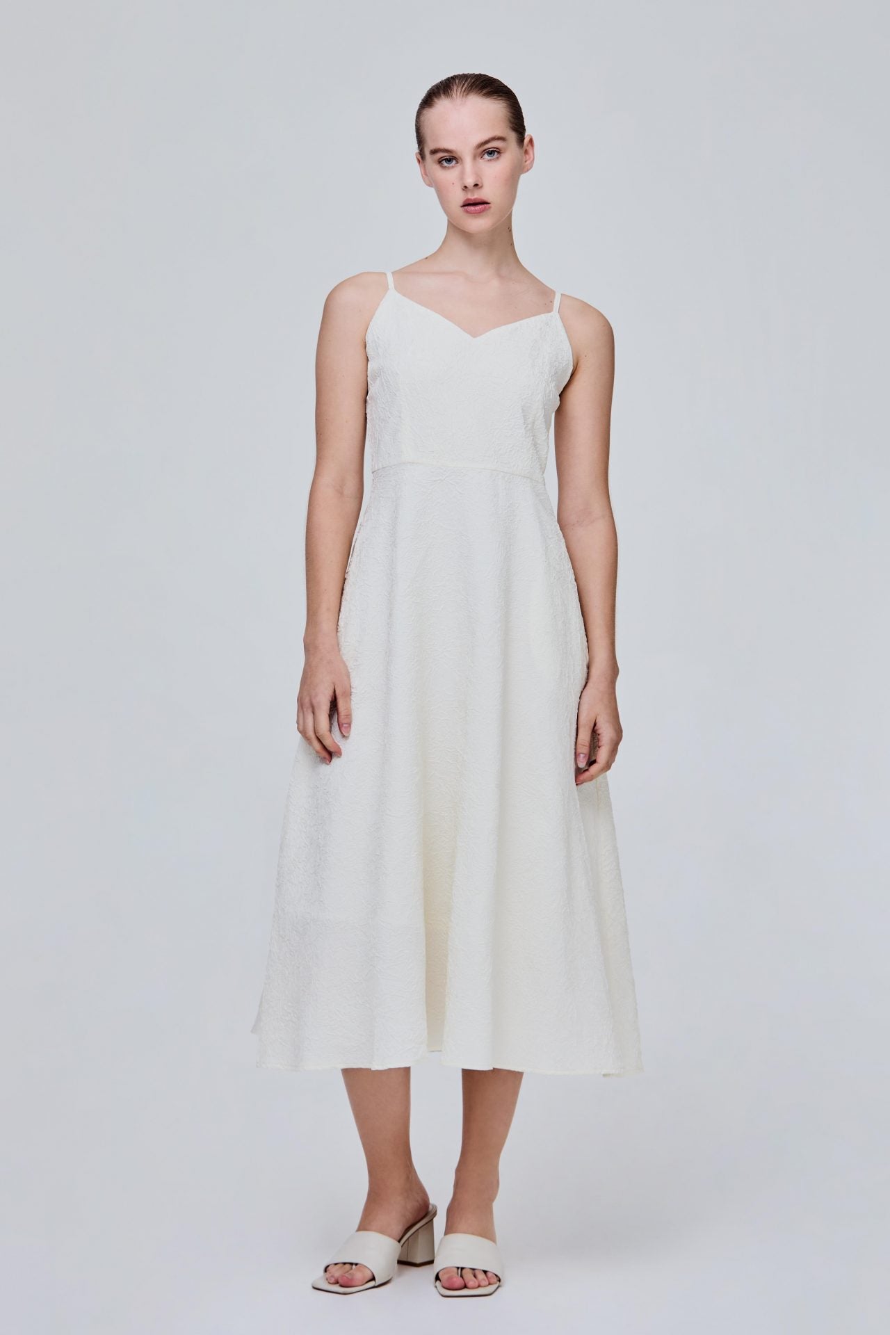 color:IVORY 1