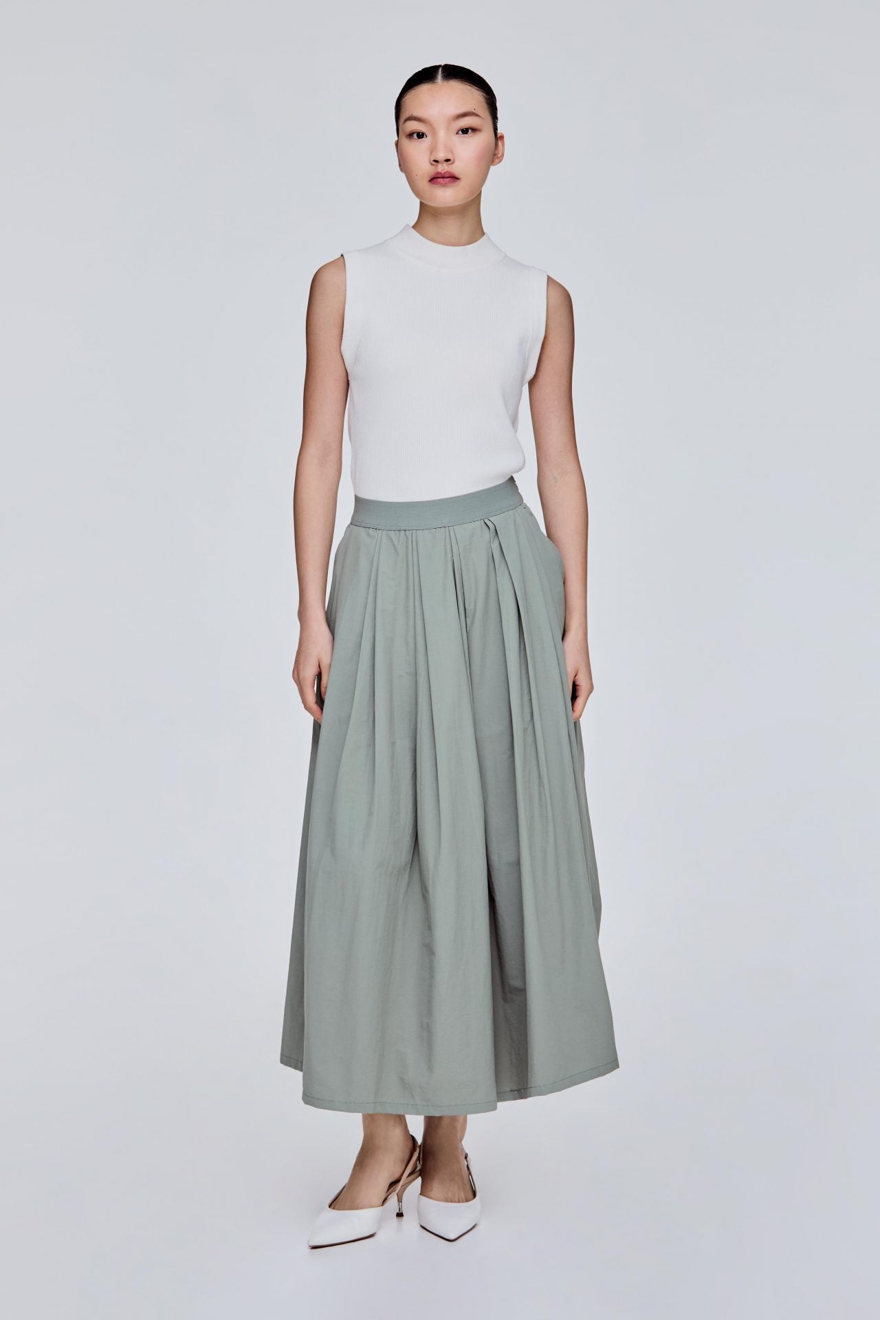 新品未使用SEA TAFFETA VOLUME DRAPE SKIRT NATURAL WASHED LINEN