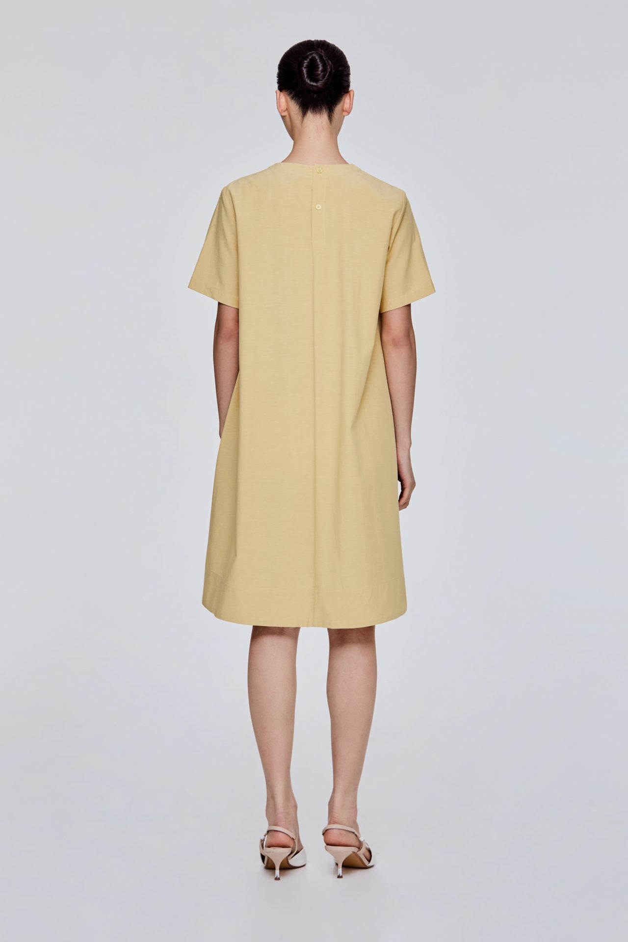 color:MELLOW