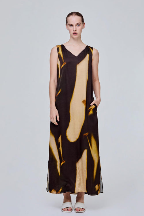 Pattern V-neckline Midi Dress