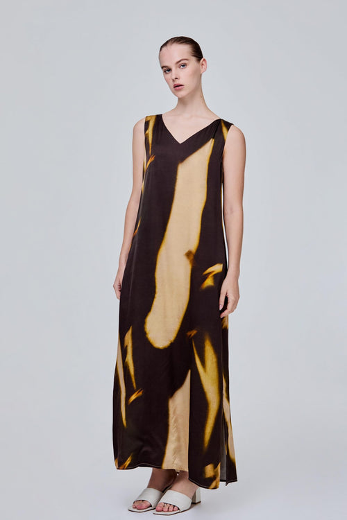 Pattern V-neckline Midi Dress