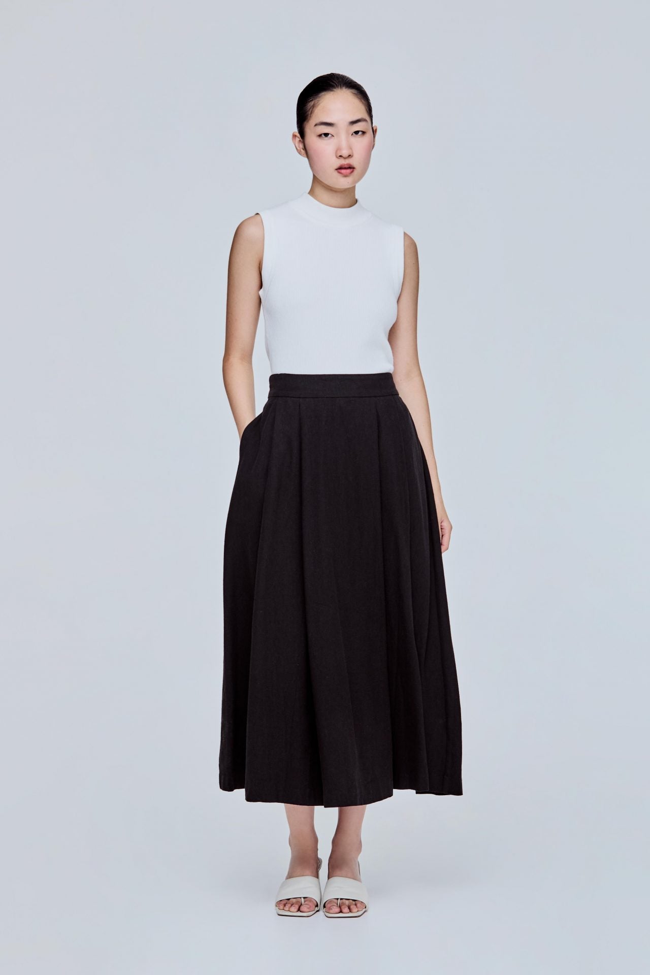 color:NOIR