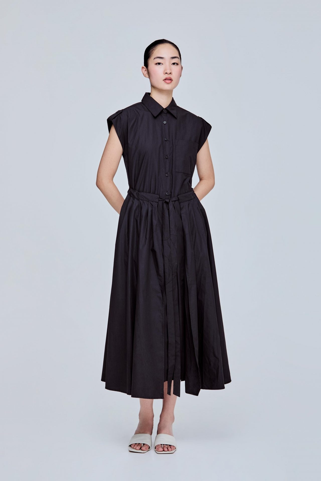 color:NOIR