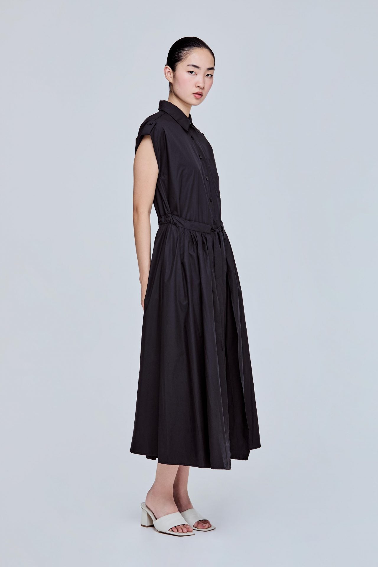 color:NOIR