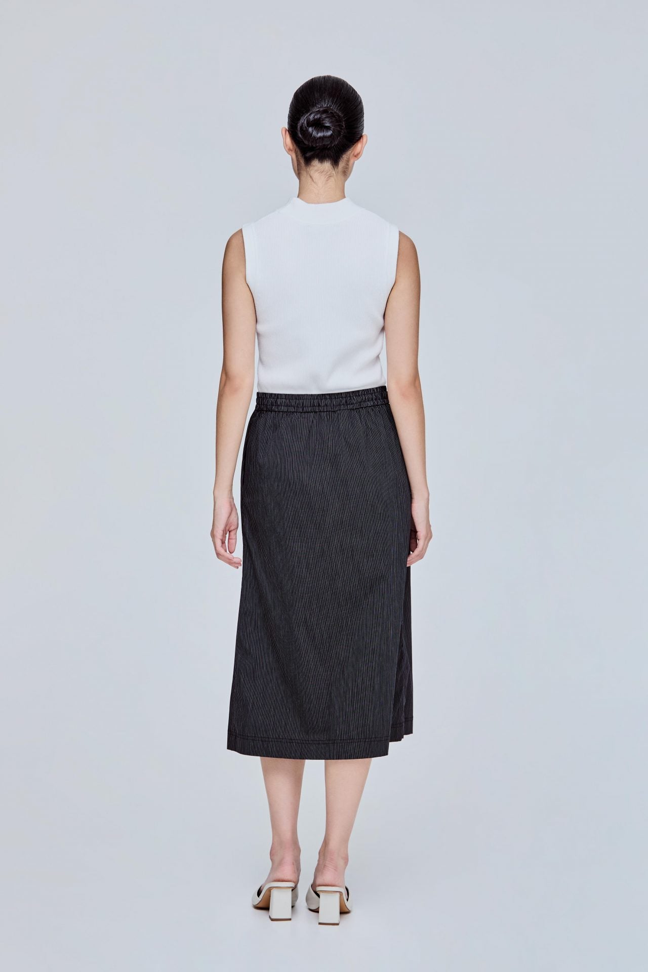 color:BLACK STRIPES