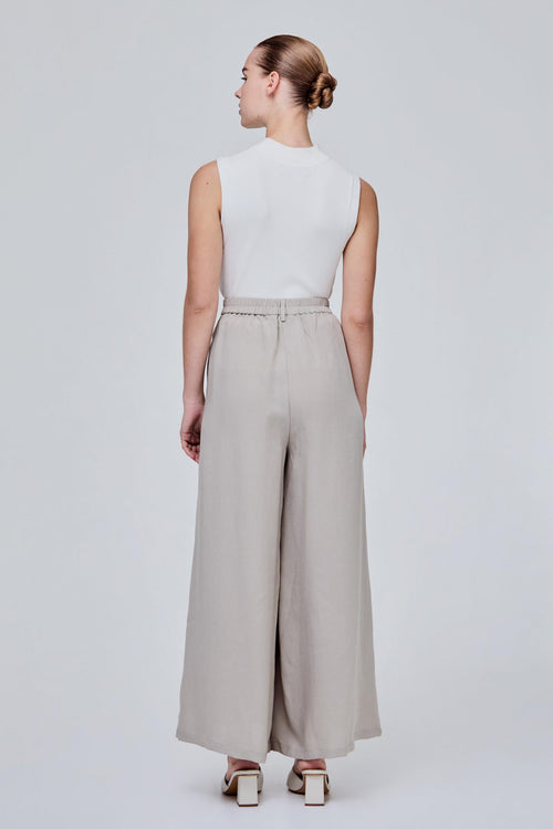 color:TAUPE