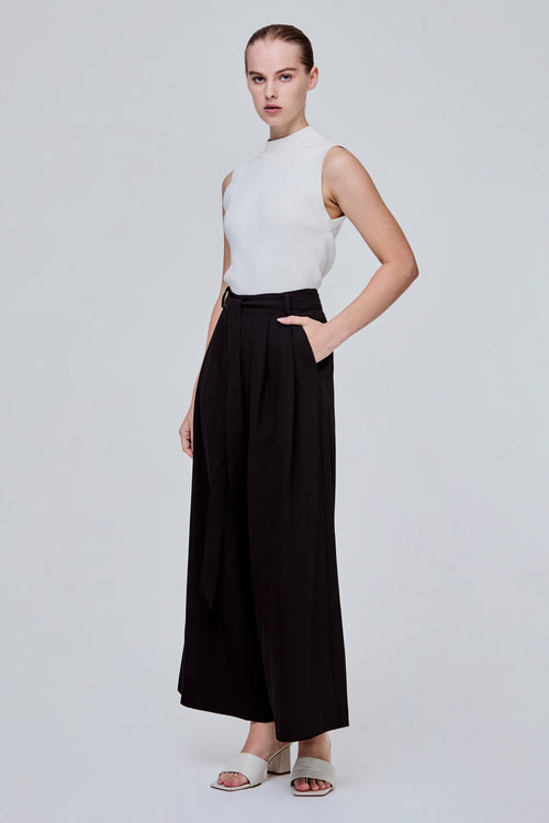 color:NOIR