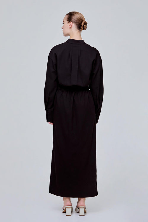 color:NOIR