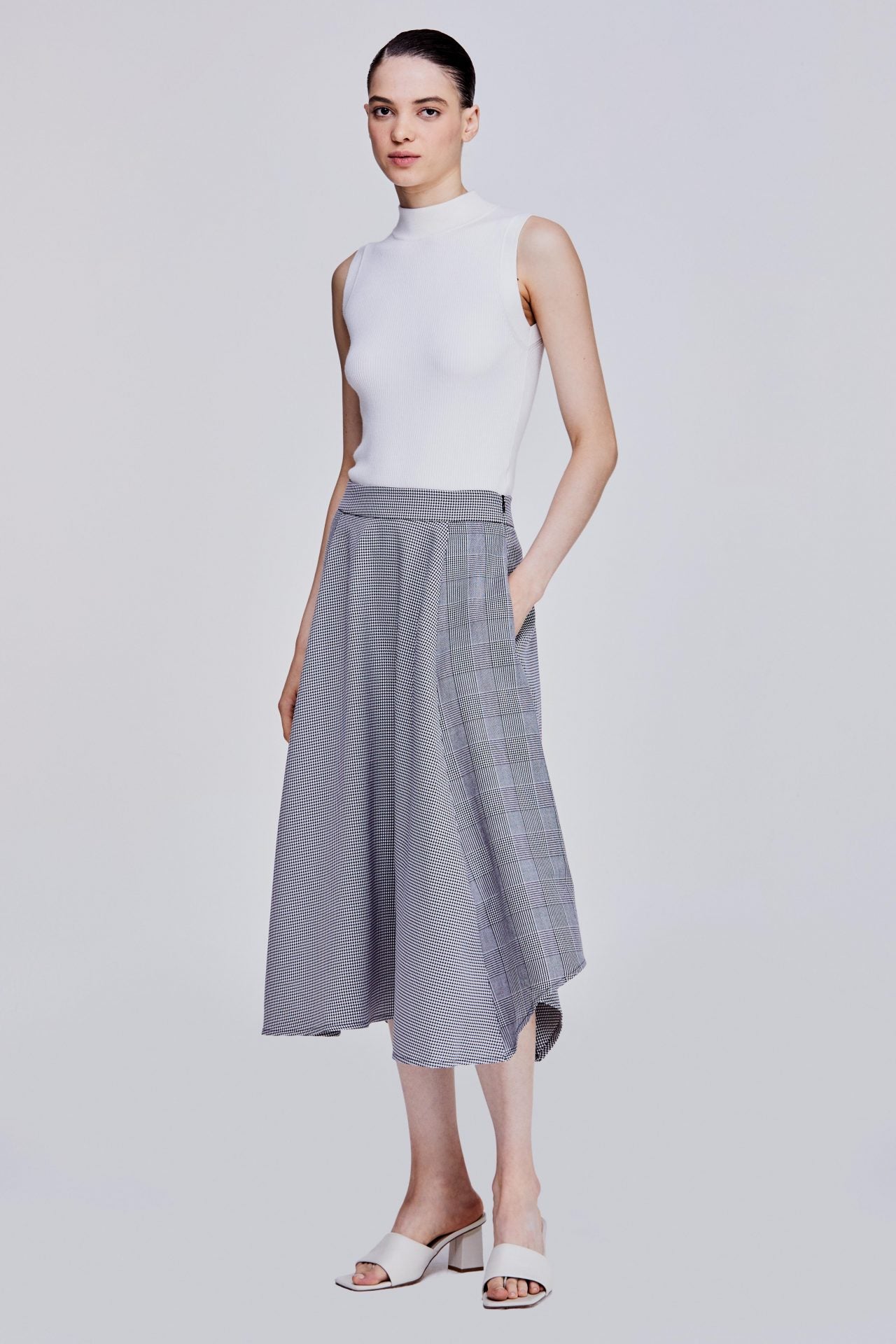 Contrast Pattern Flare Skirt
