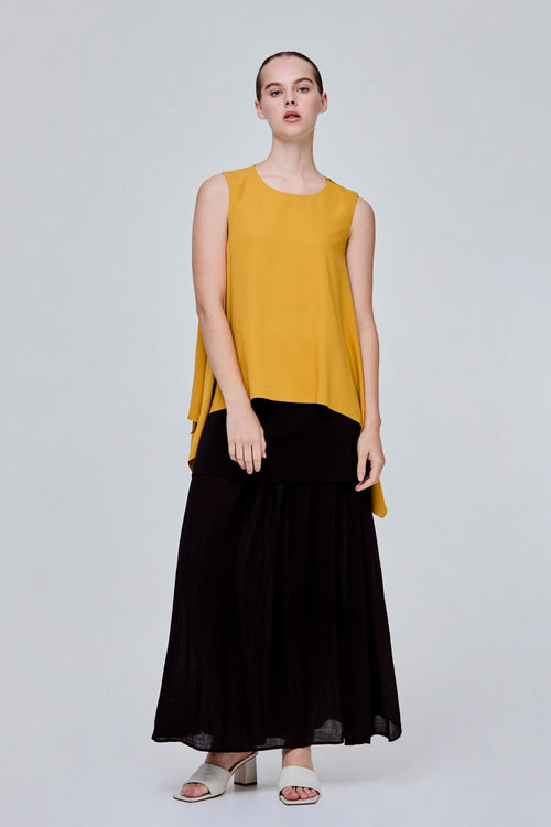 color:MARIGOLD