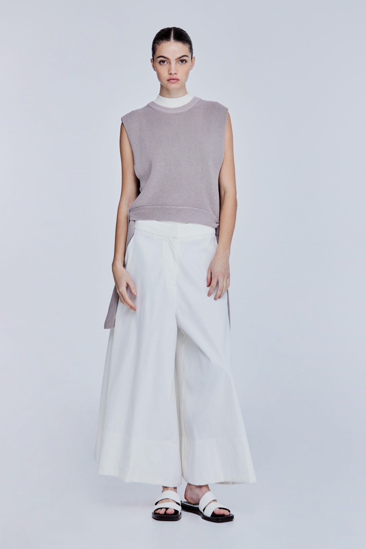 color:HEATHER