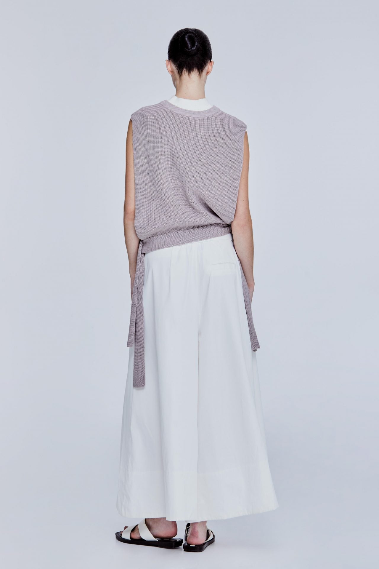color:HEATHER