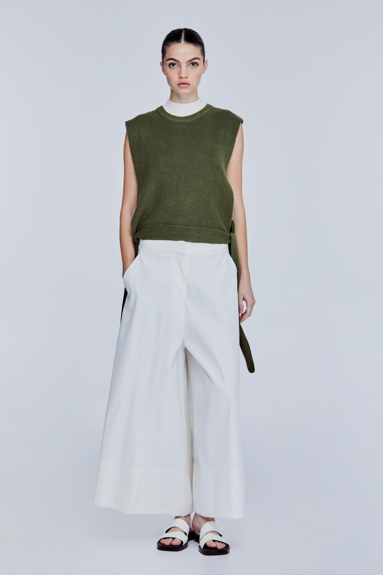 color:MOSS