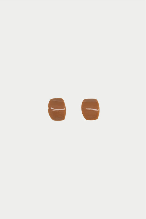 color:BROWN