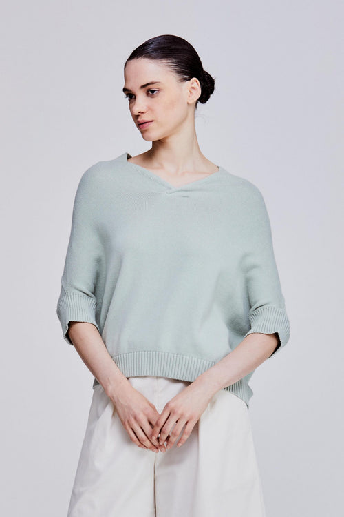 color:MINT