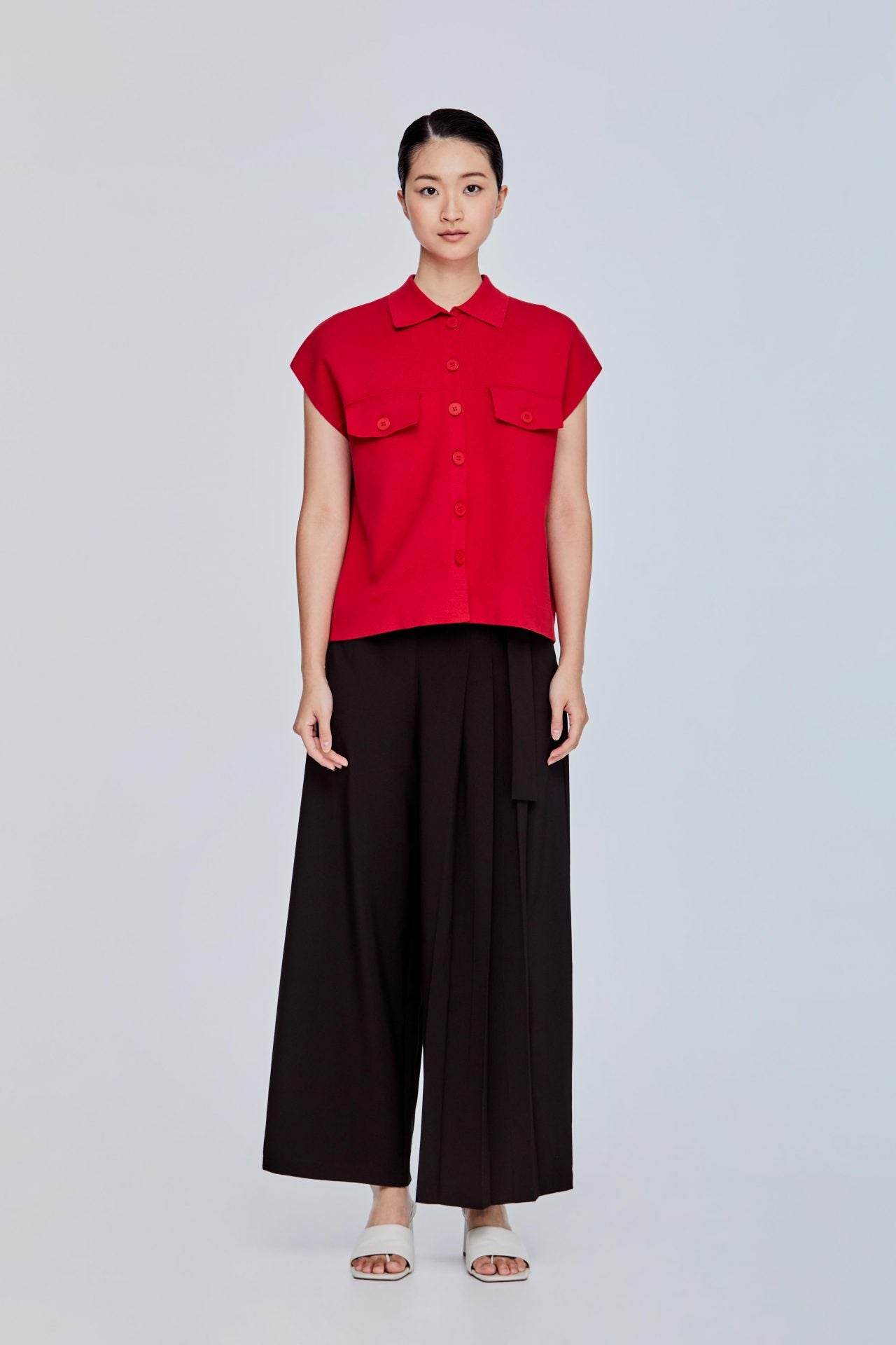 color:RED