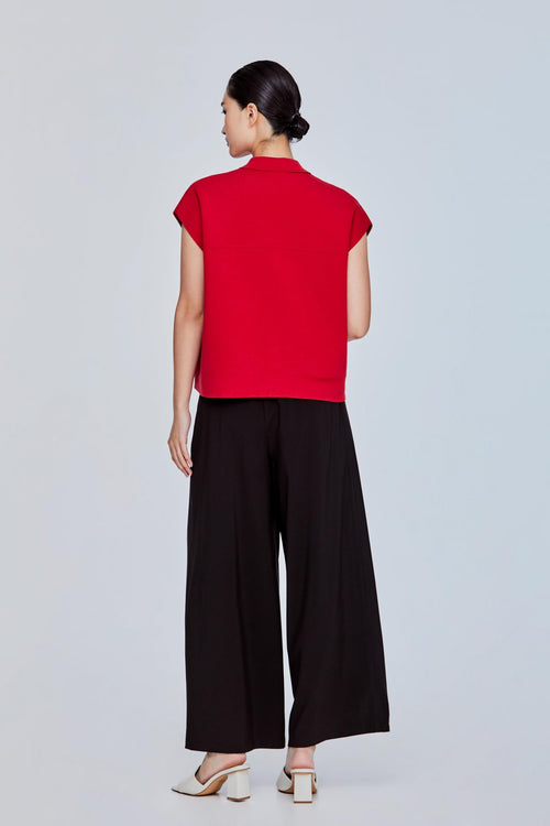 color:RED