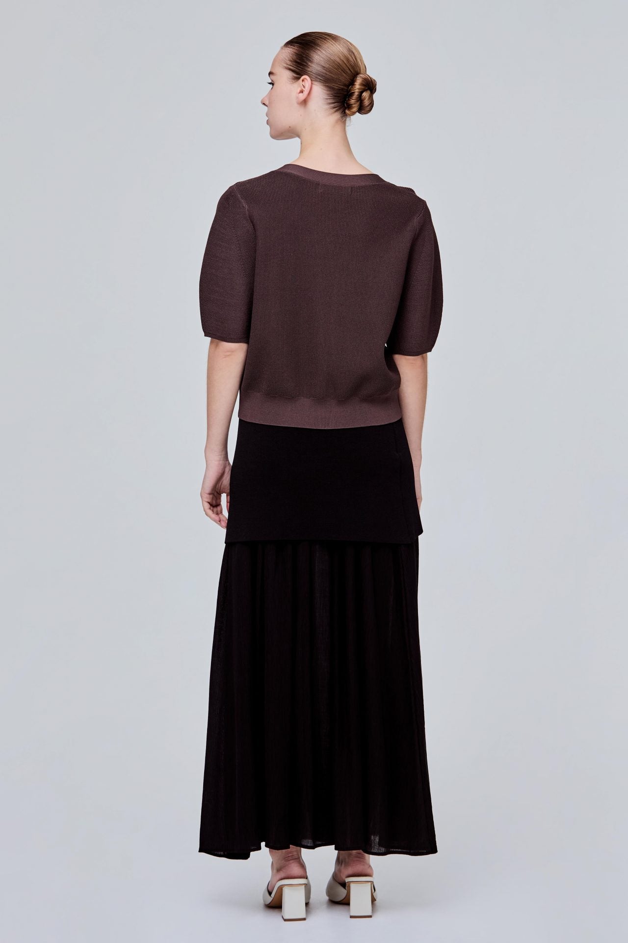 color:DARK BROWN