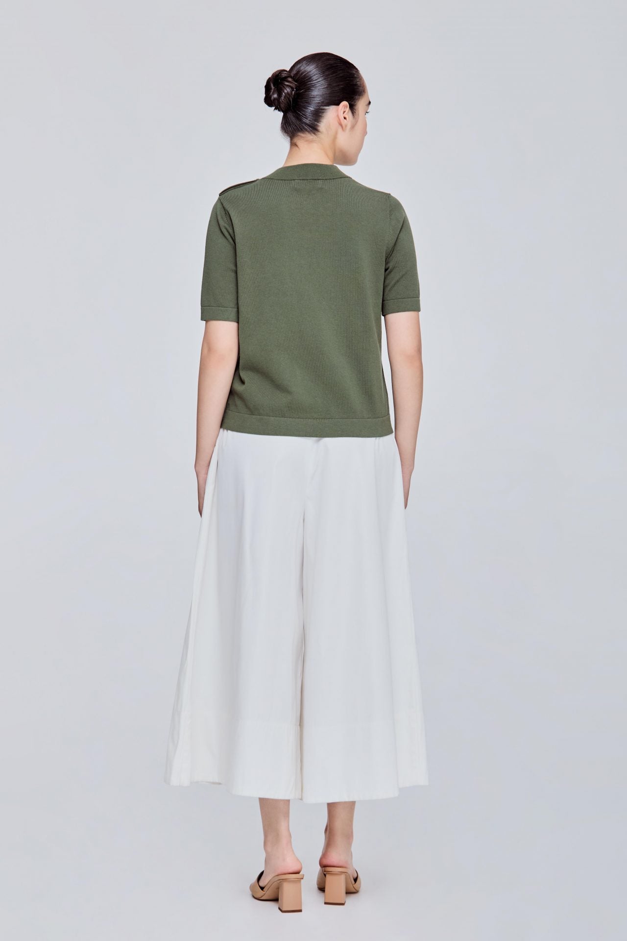 color:MOSS