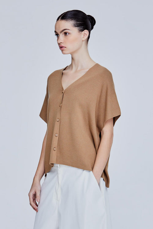 color:KHAKI