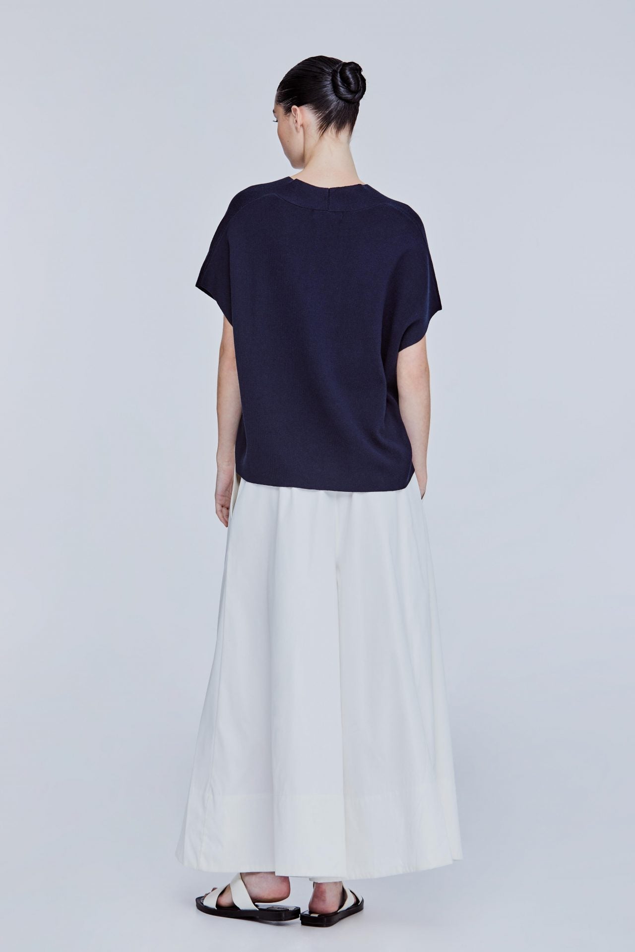 color:NAVY
