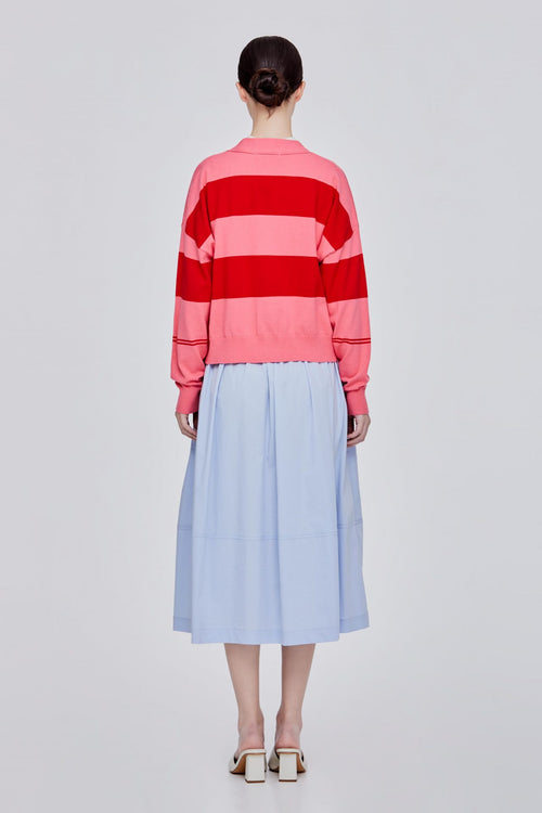color:PINK