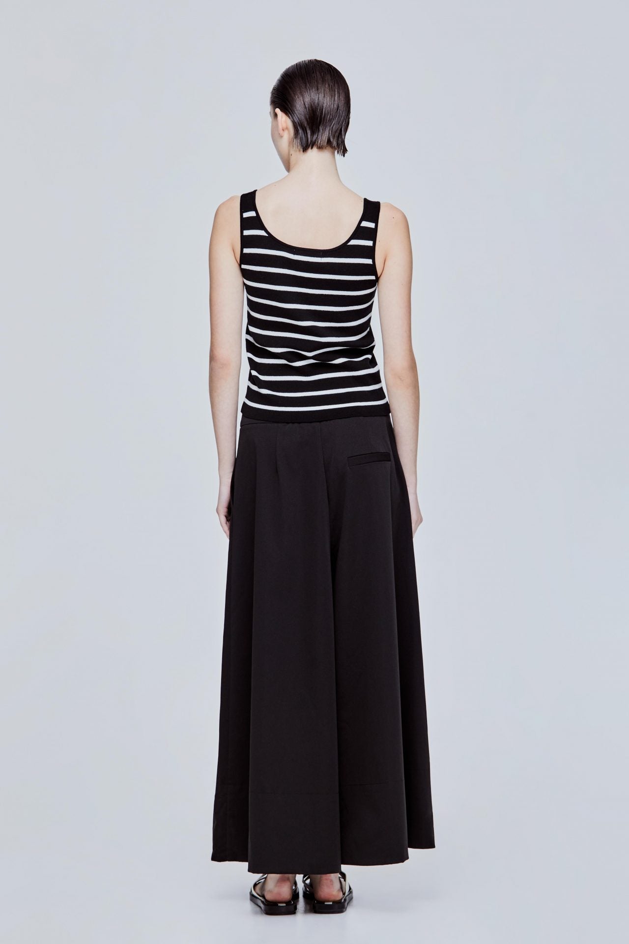 color:BLACK STRIPES