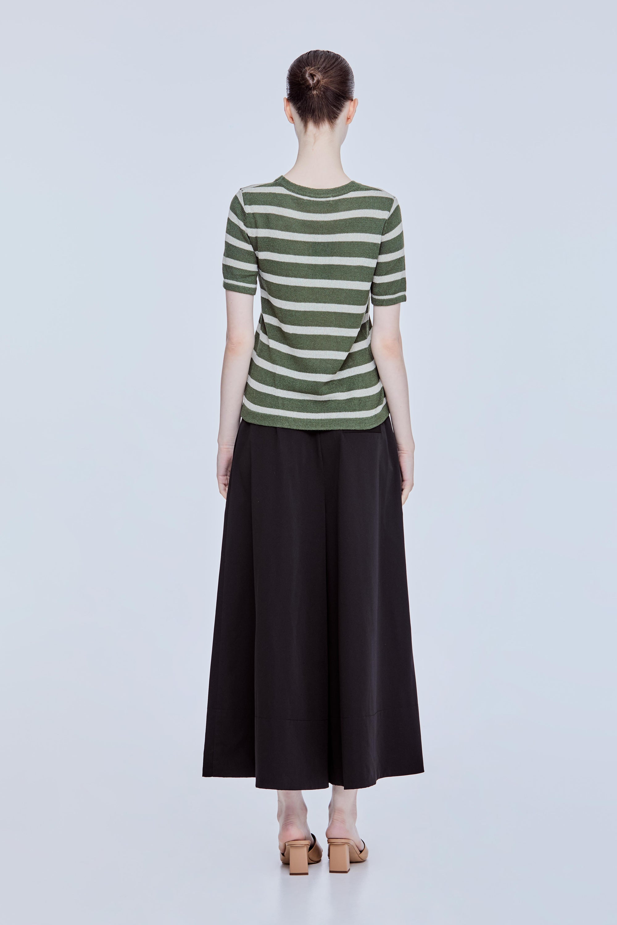 color:ARMY GREEN