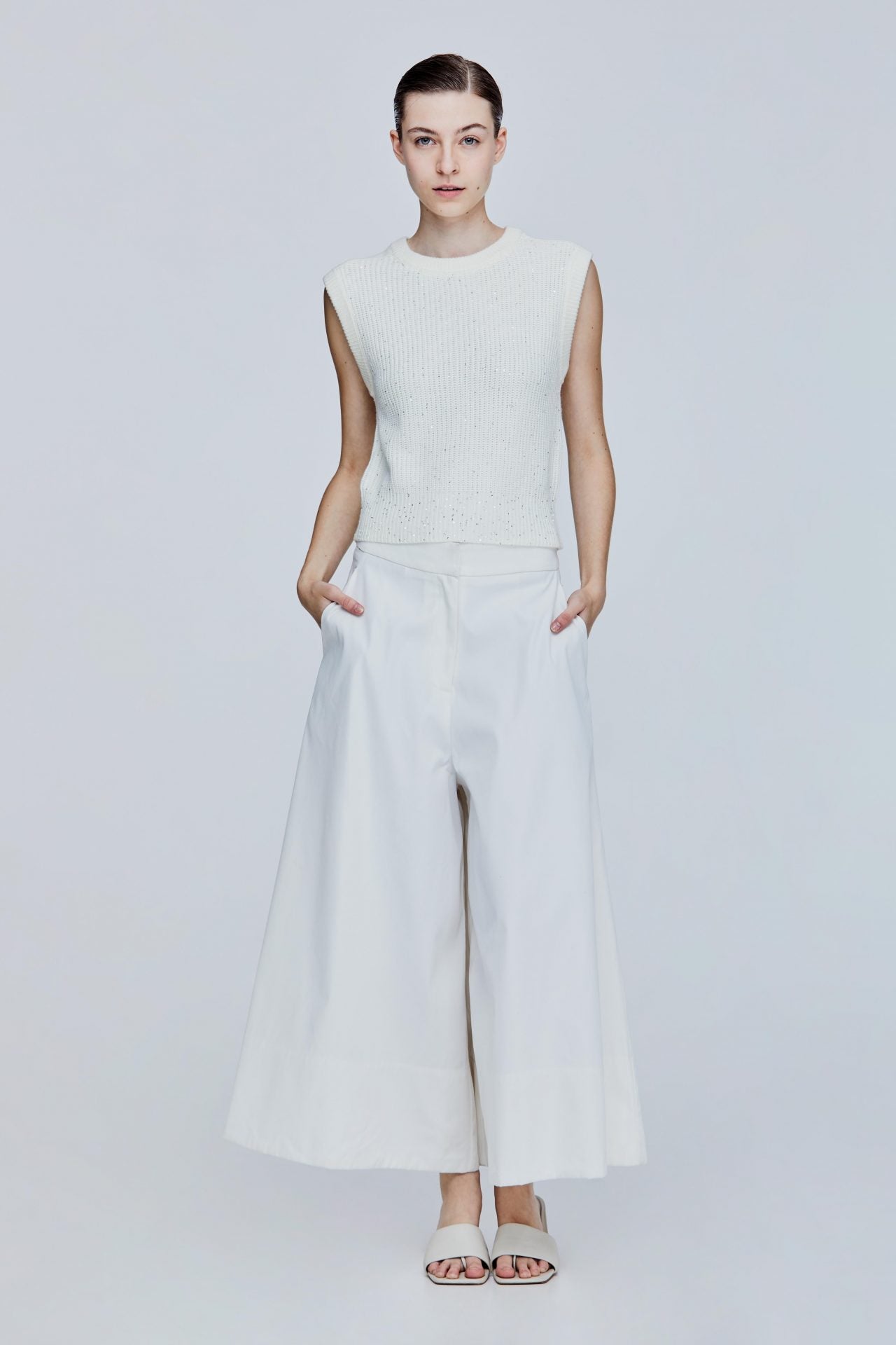 color:IVORY 1