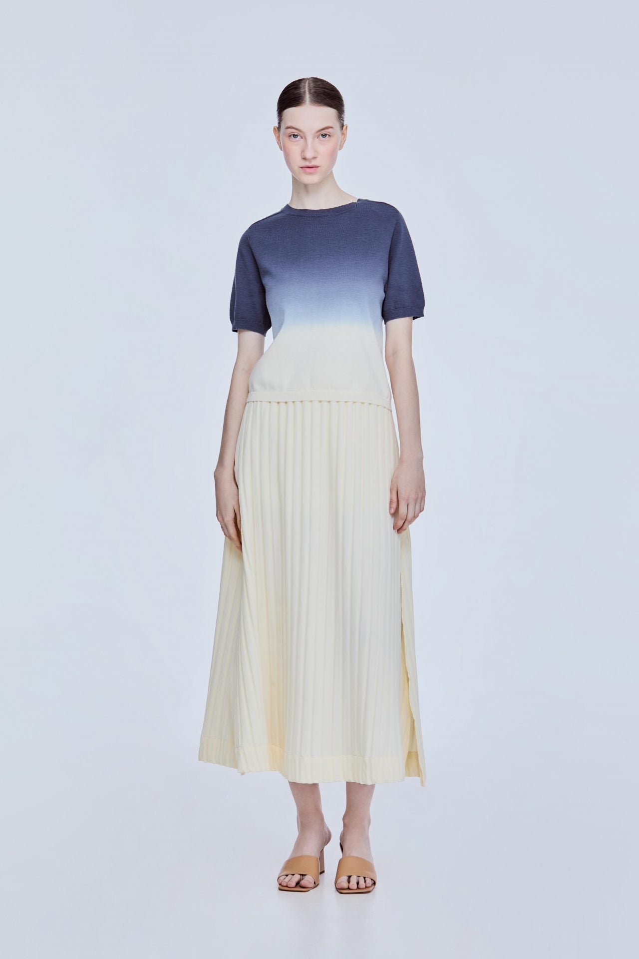 color:NAVY