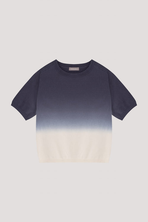 color:NAVY