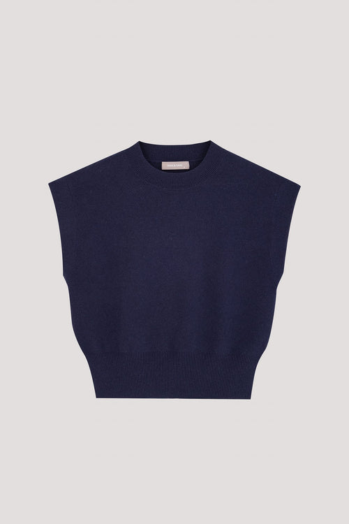 color:NAVY