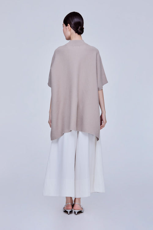 color:KHAKI