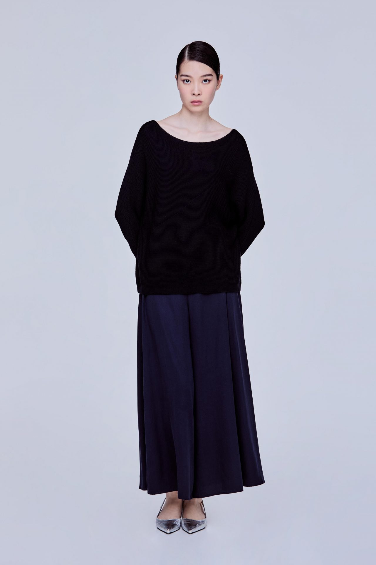 color:NAVY