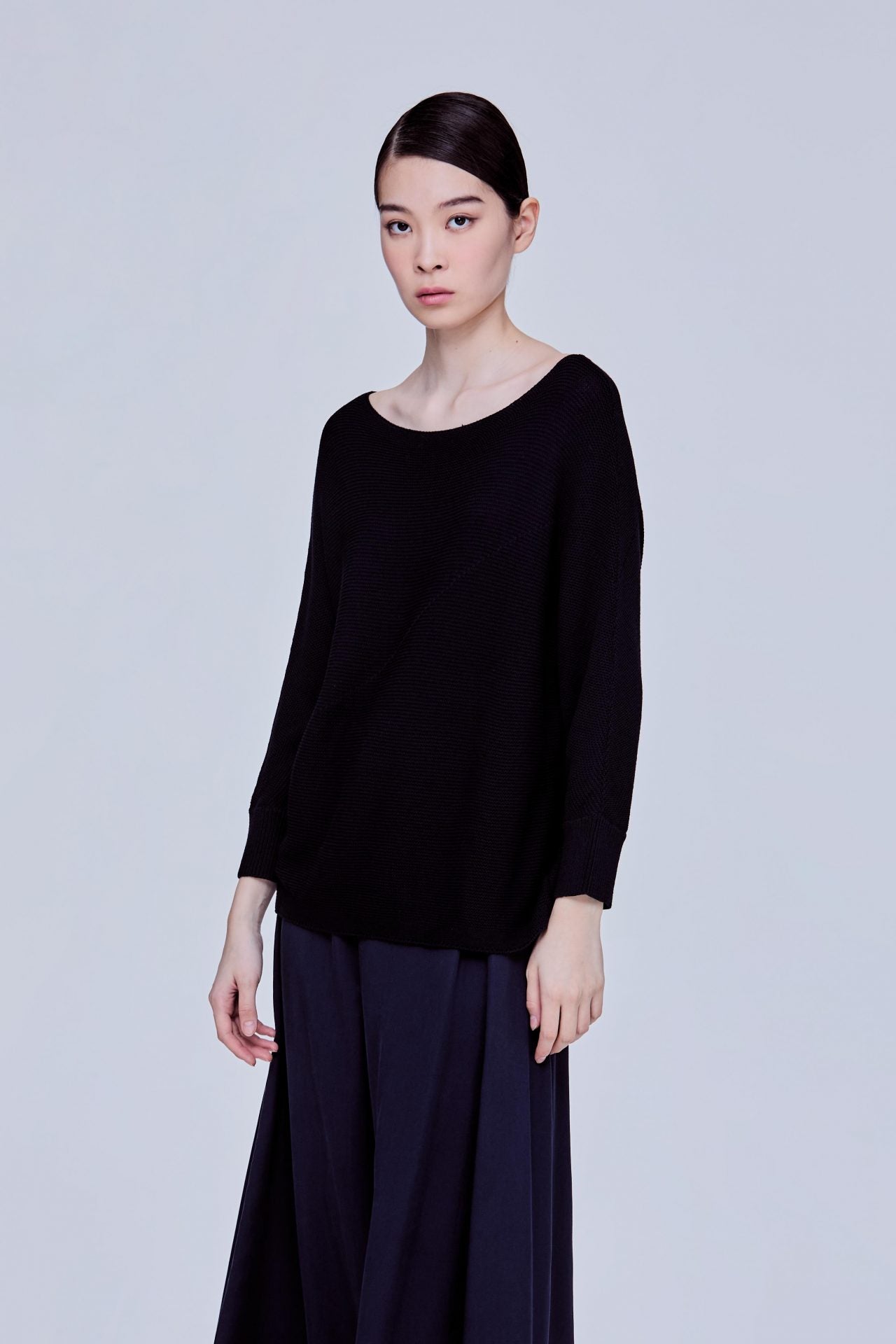 color:NAVY
