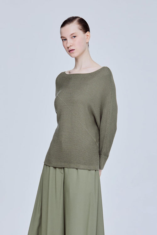 color:KHAKI GREEN
