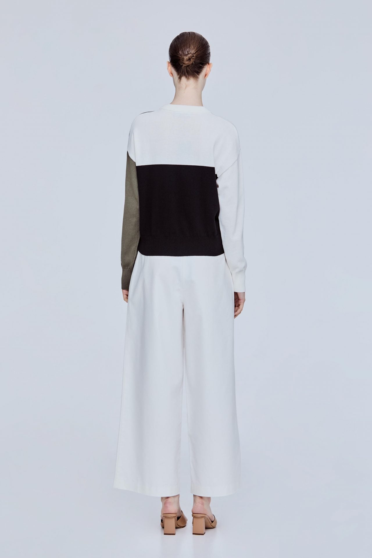 color:IVORY 3