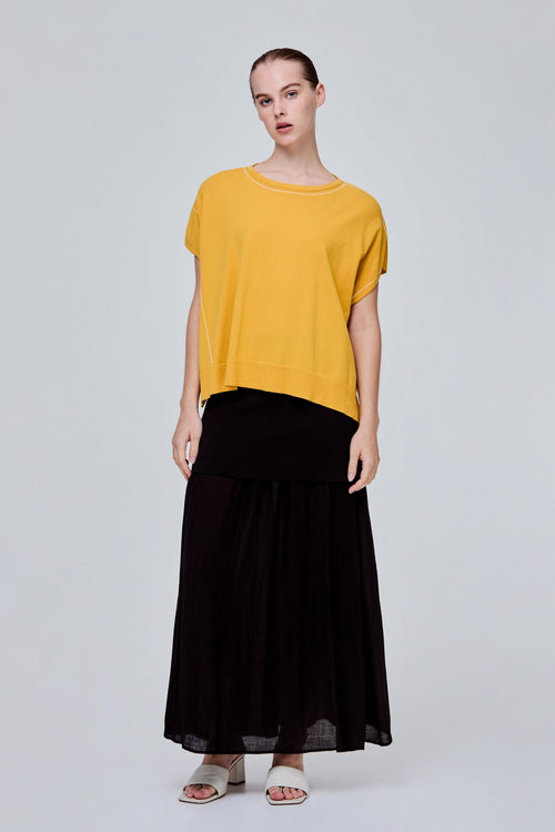 color:MARIGOLD