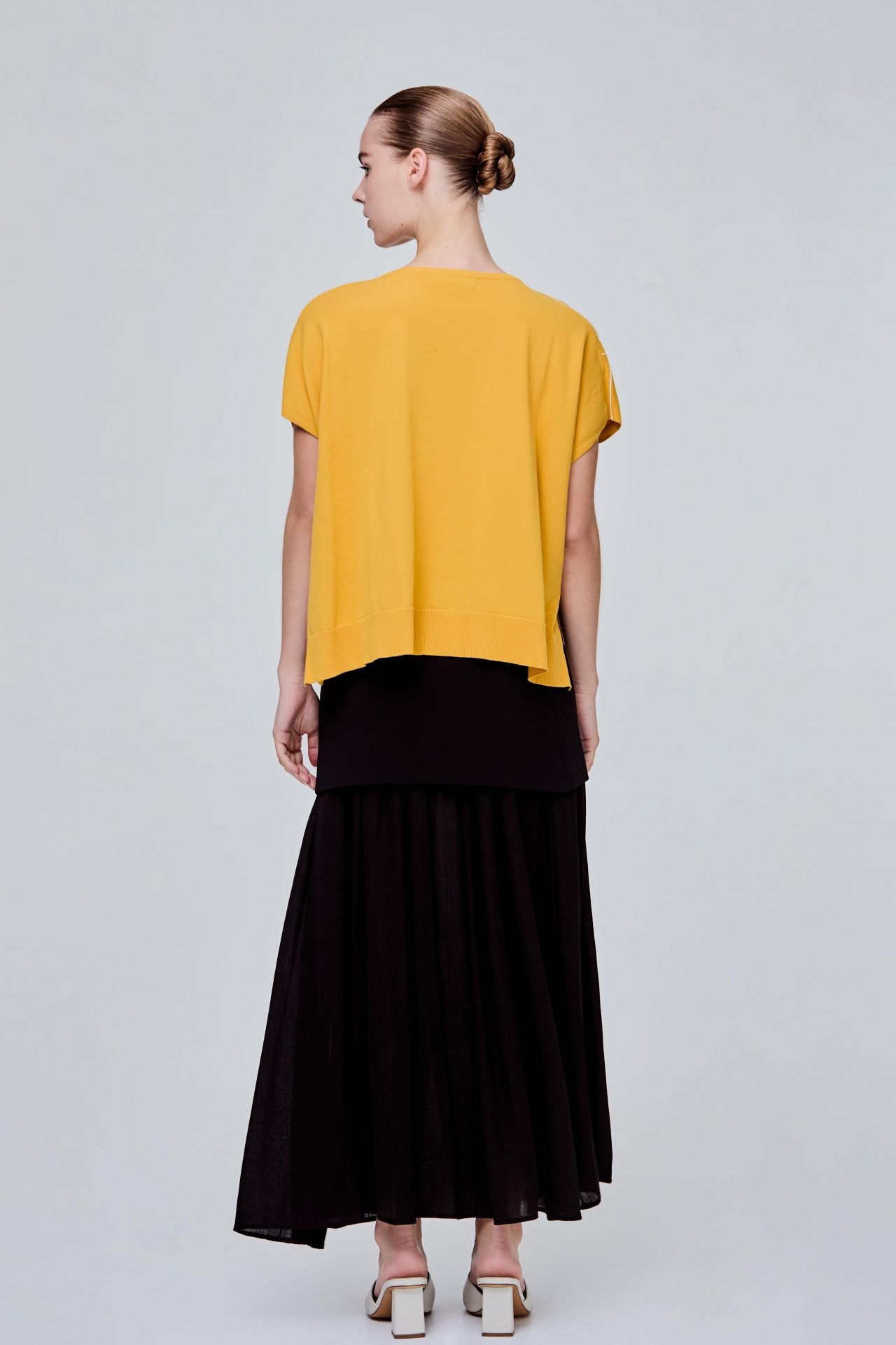 color:MARIGOLD