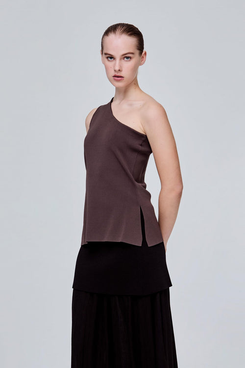 color:DARK BROWN
