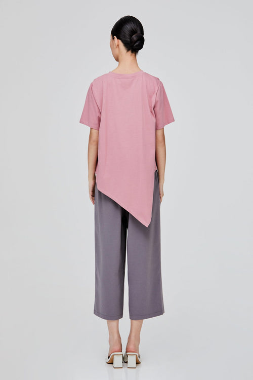 color:PINK
