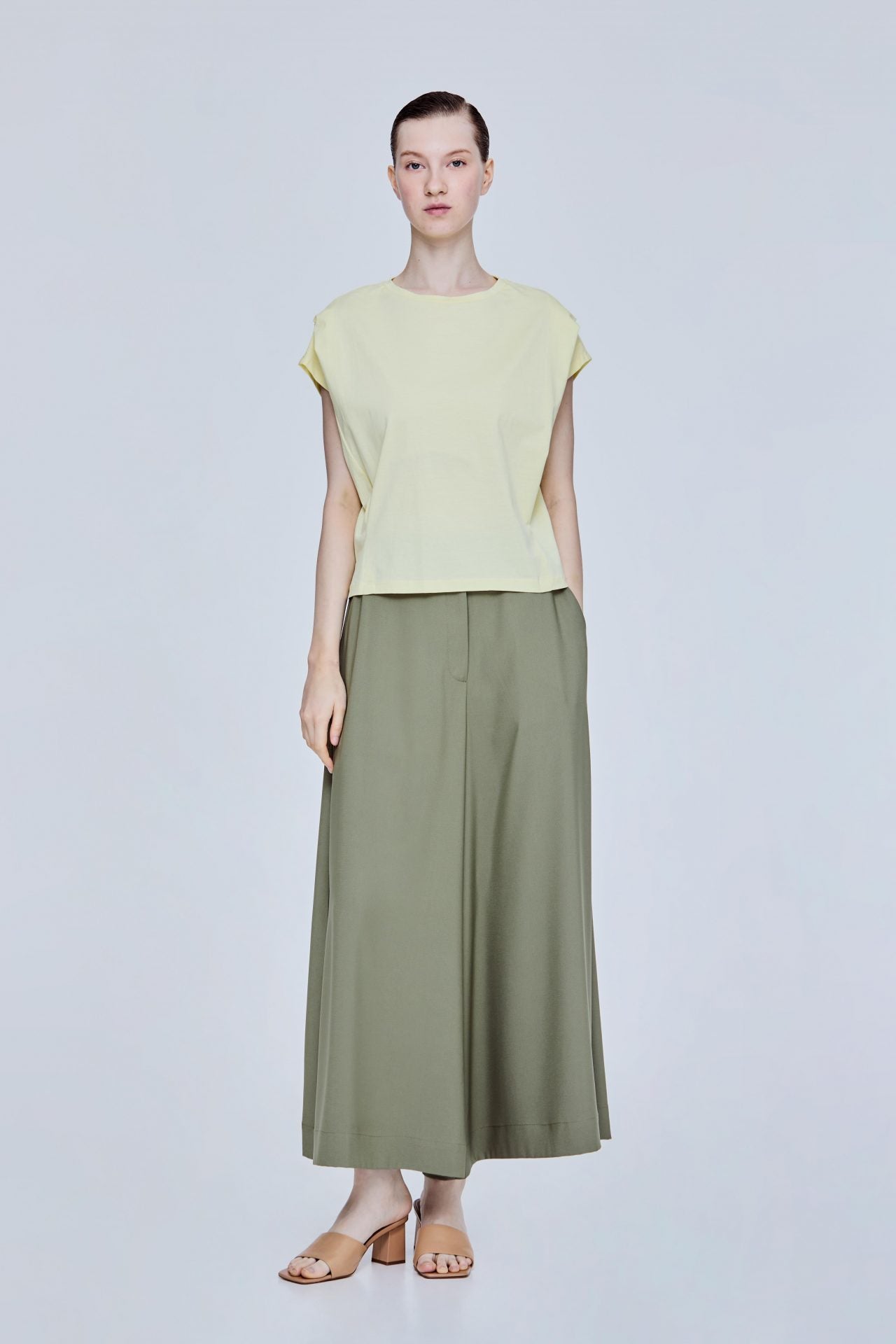 color:PALE YELLOW