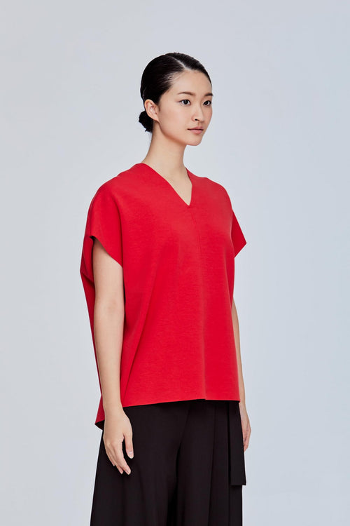 color:RED