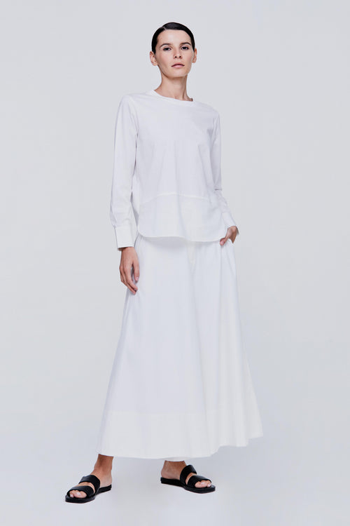 color:CREAM
