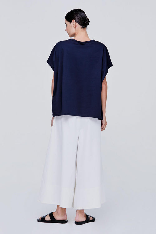 color:NAVY