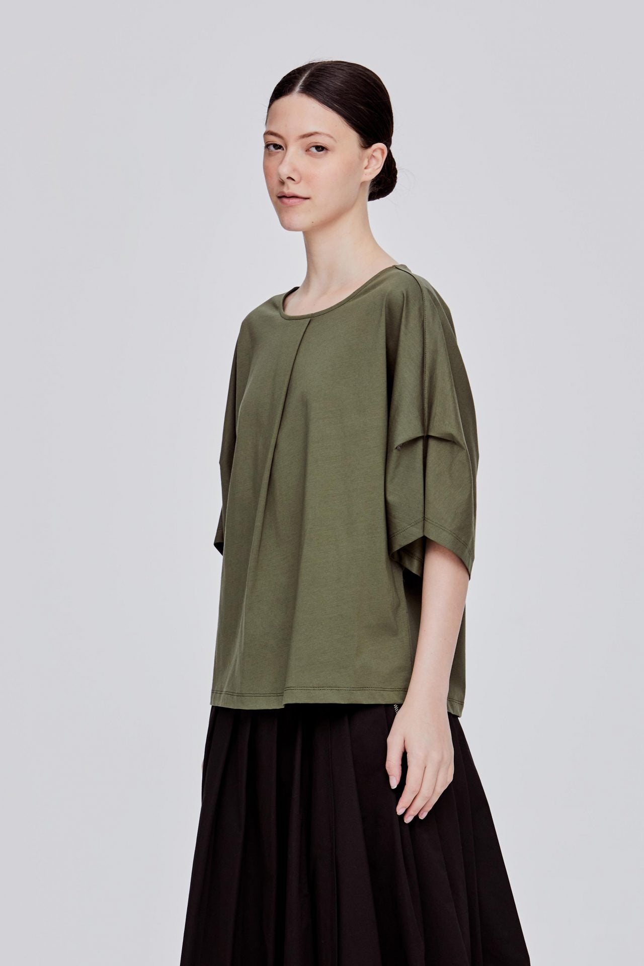 color:KHAKI GREEN