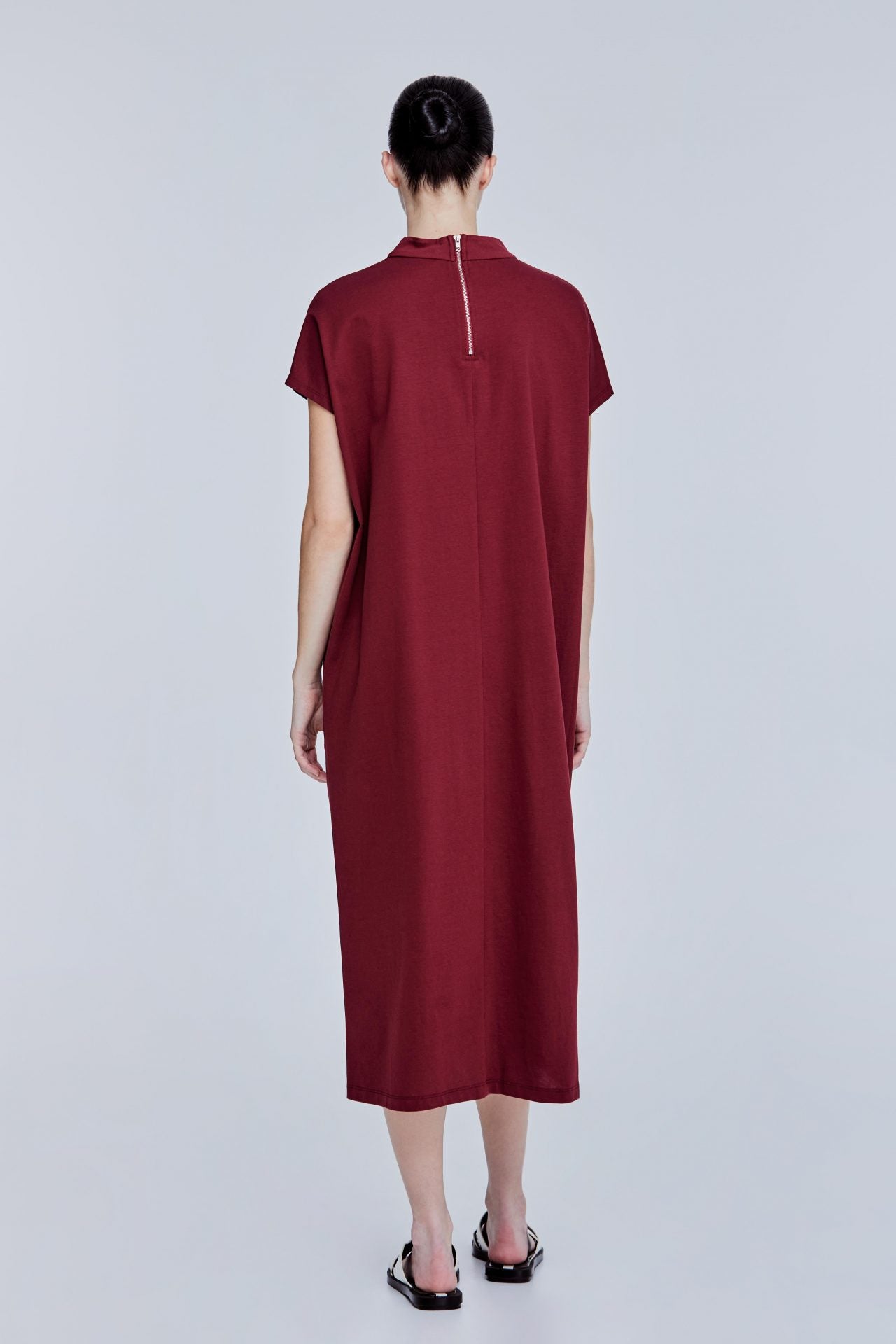 color:MAROON