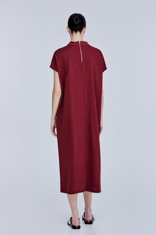 color:MAROON