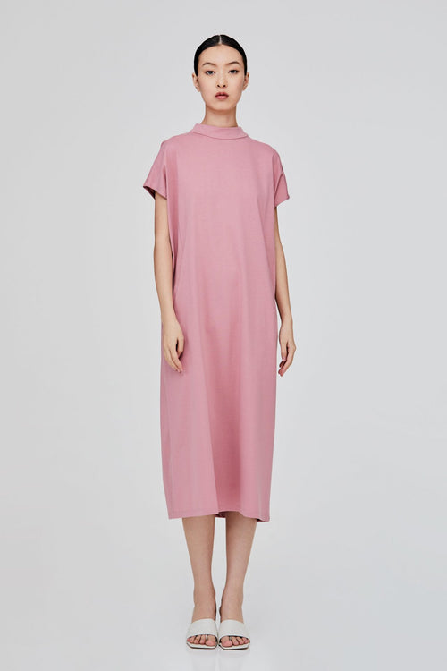 color:PINK