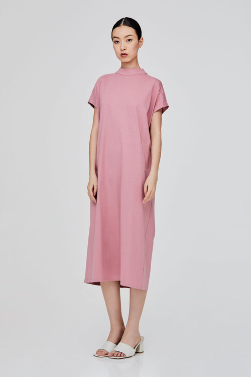 color:PINK